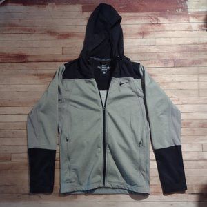 Nike gray and black therma fit jacket quilted small
